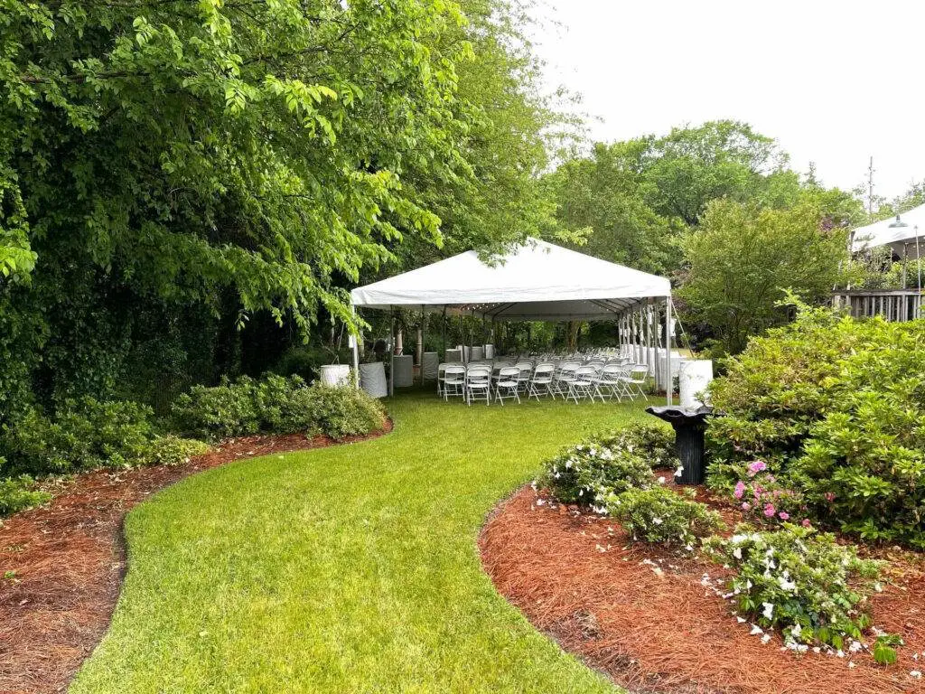 DC Rainy outdoor wedding 0012