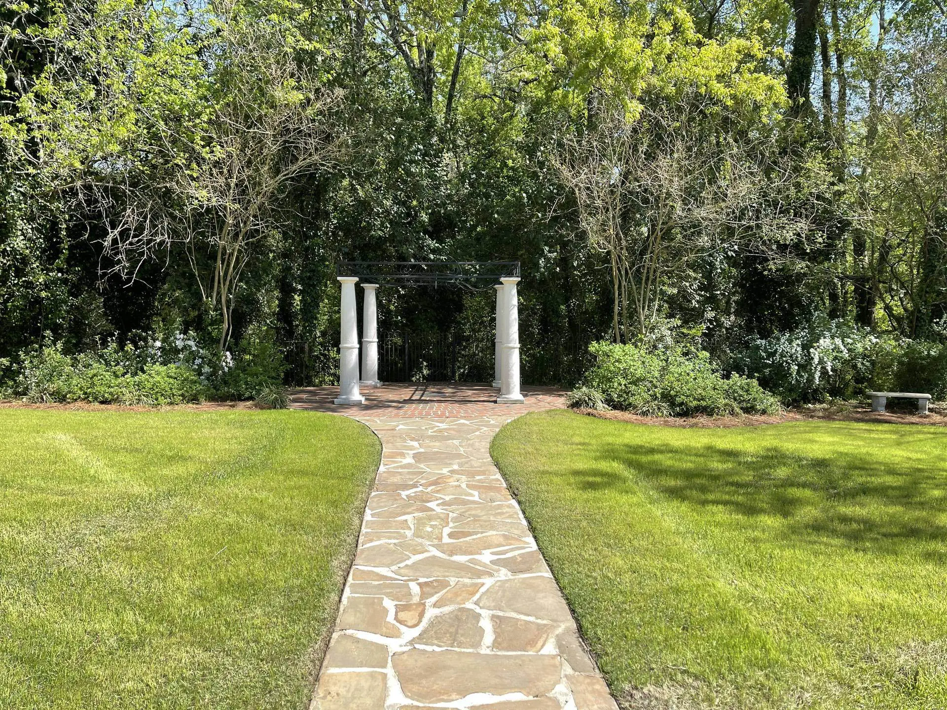 Senates End Outdoor The Hall Wedding Garden Path